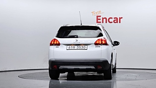 PEUGEOT 2008 2017