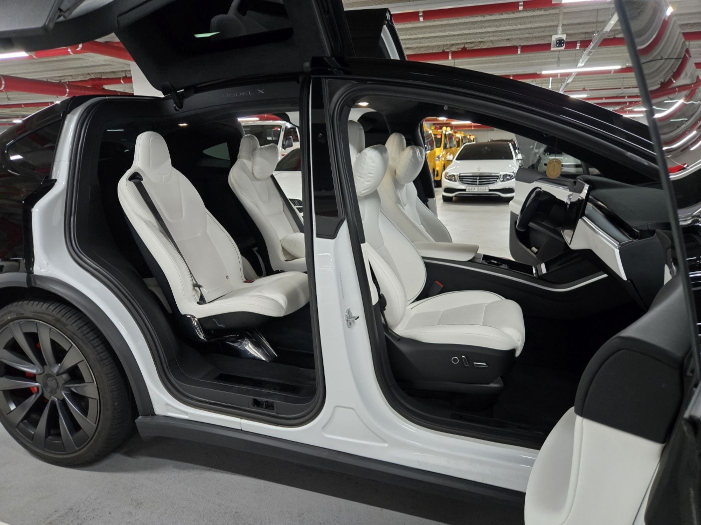 TESLA MODEL X 2023