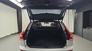 VOLVO XC60 2024