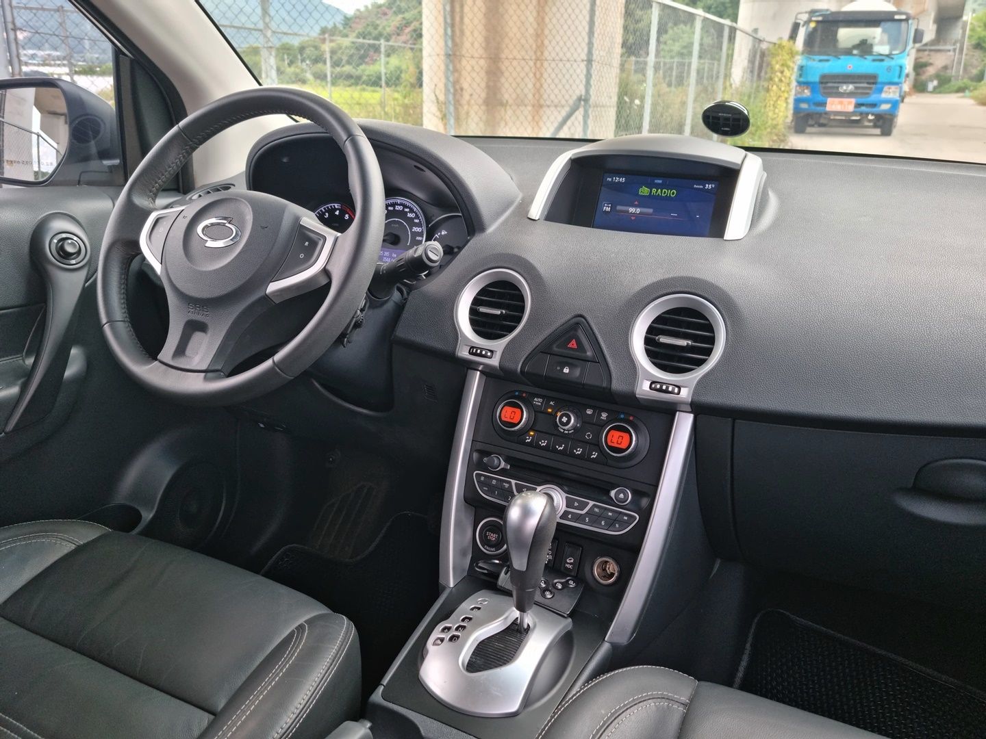 SAMSUNG QM5 2011