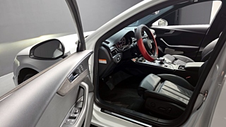 AUDI A4 B9 2019
