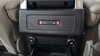 LAND ROVER DISCOVERY 5 2018