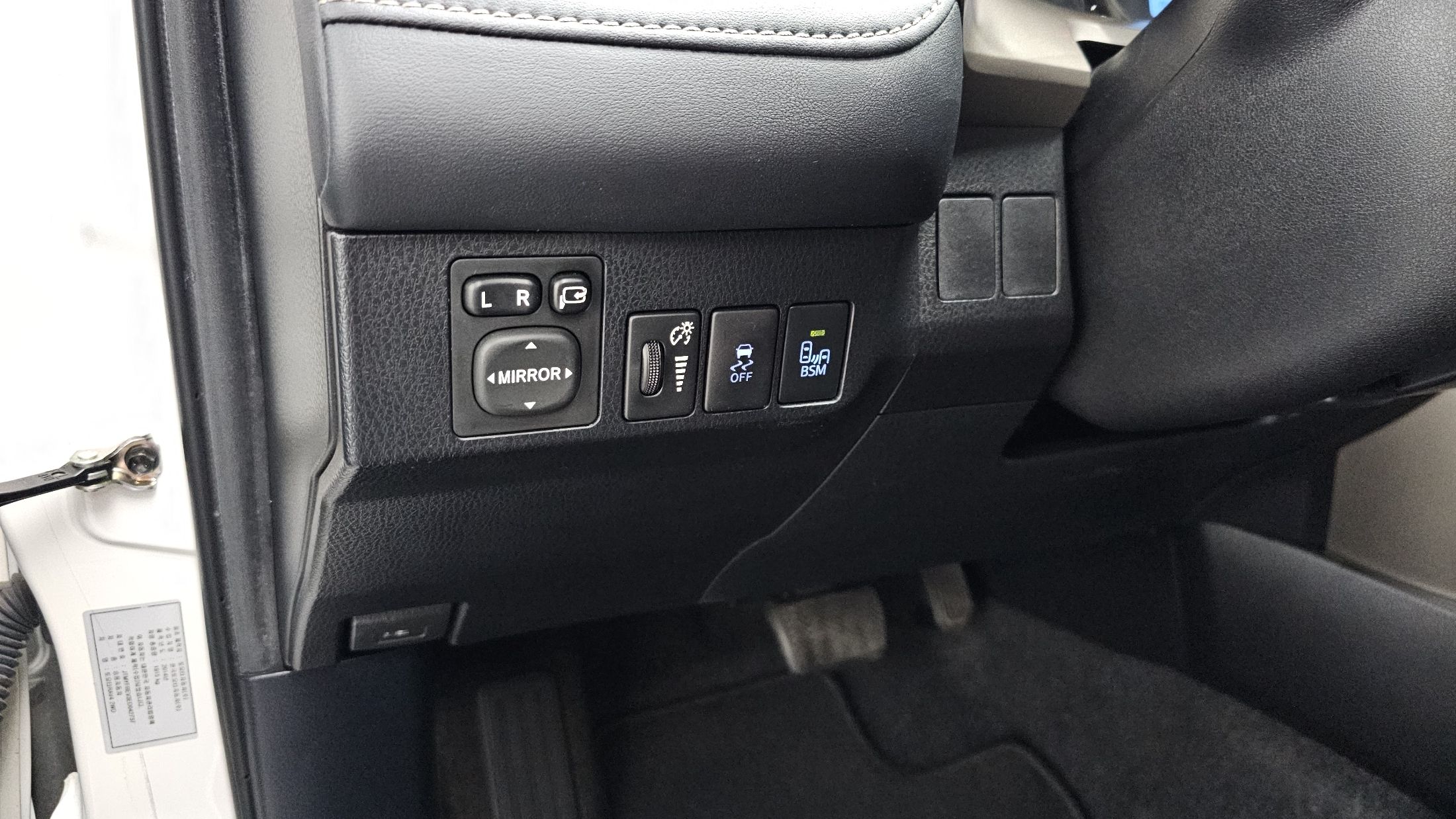 TOYOTA RAV4 2014
