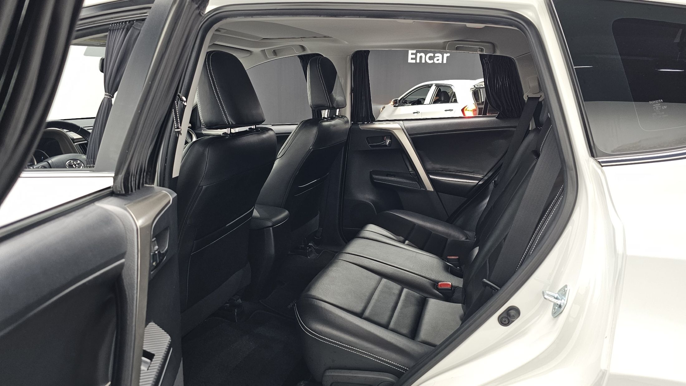 TOYOTA RAV4 2014