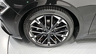 KIA K5  3 GENERATION 1.6 Turbo 2025