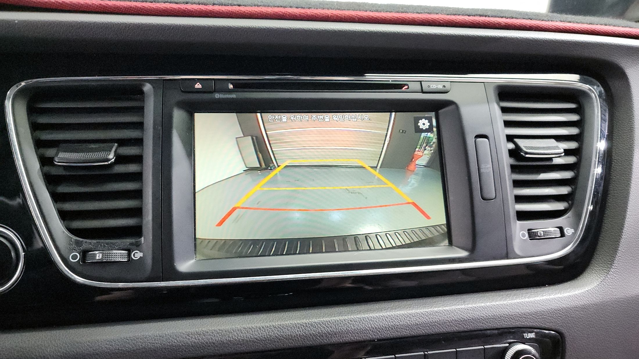 KIA CARNIVAL 2016