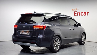 KIA CARNIVAL 2016