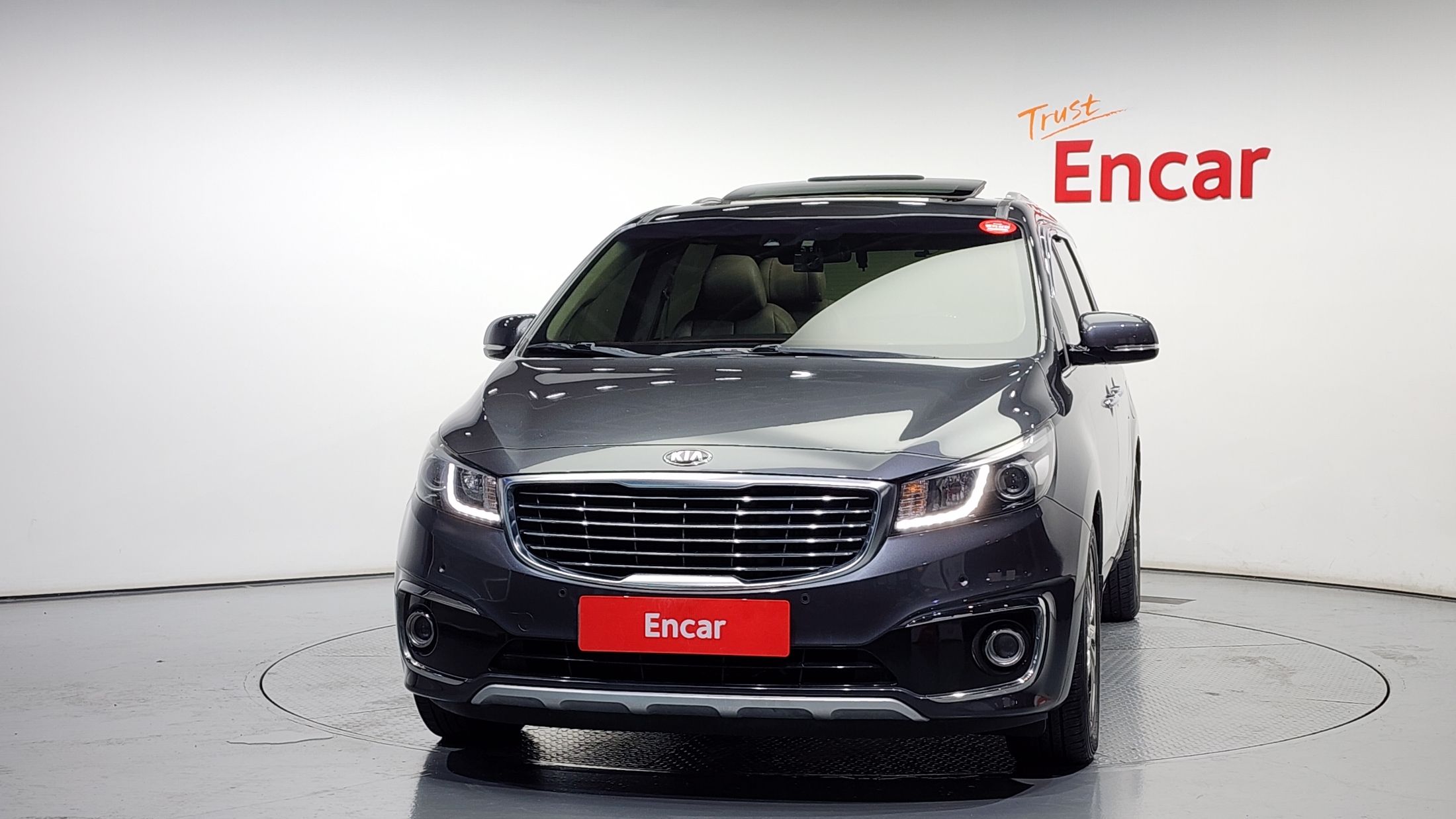 KIA CARNIVAL 2016