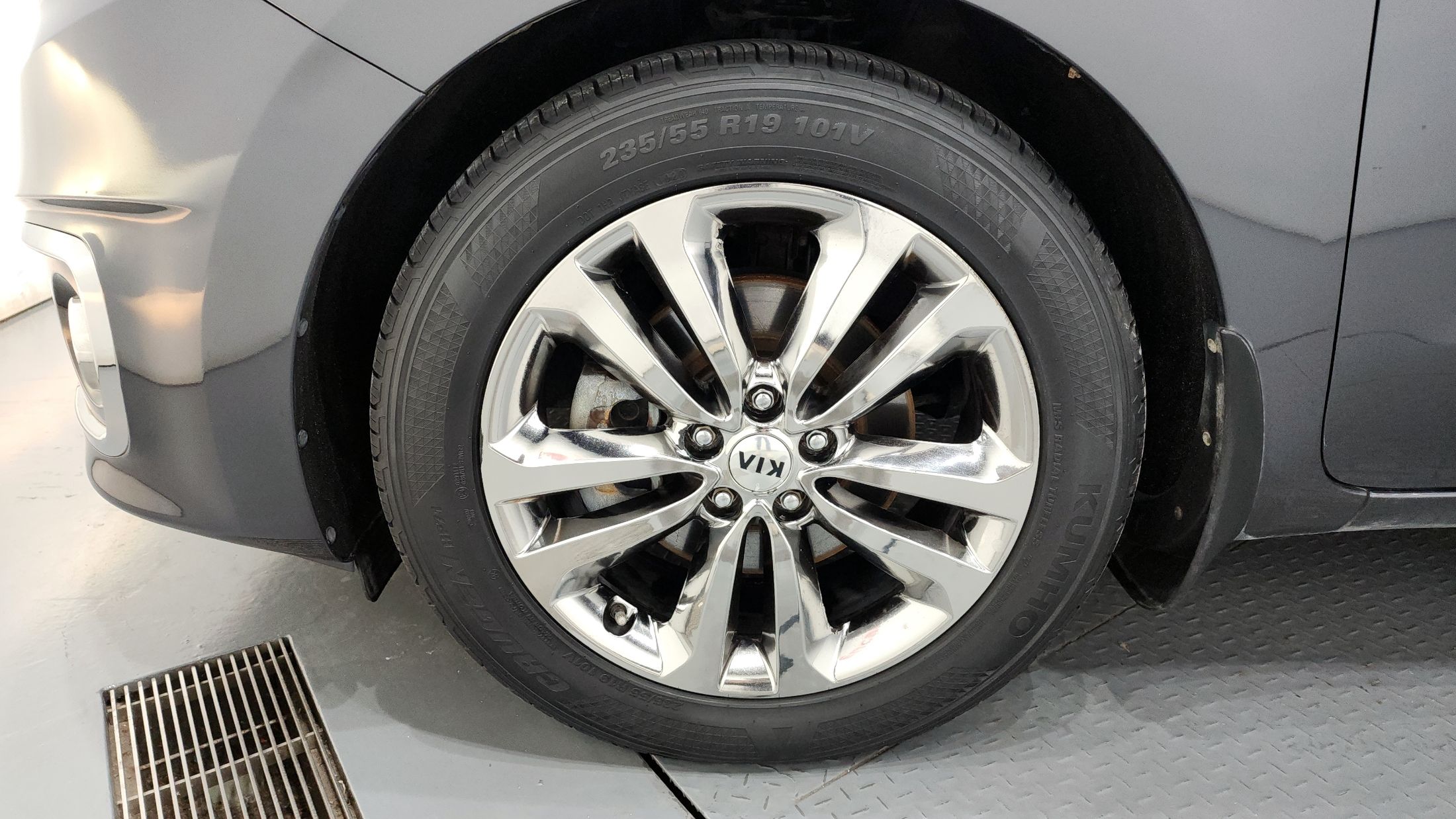 KIA CARNIVAL 2016