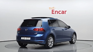 VOLKSWAGEN GOLF 2016