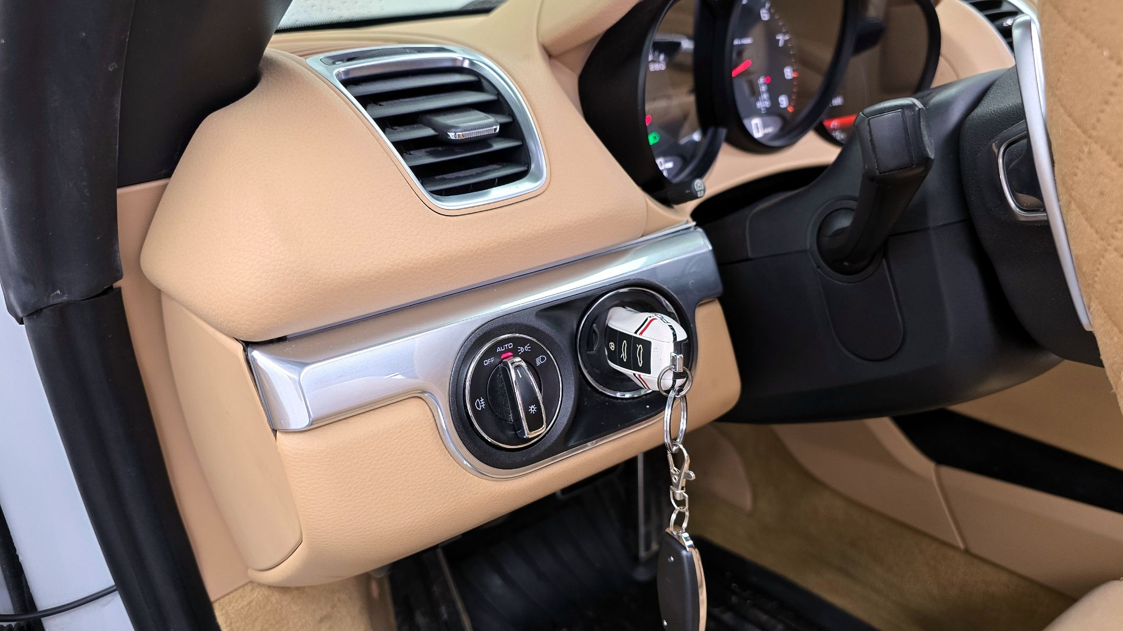 PORSCHE BOXSTER 2015