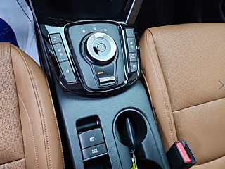 KIA SELTOS 2025