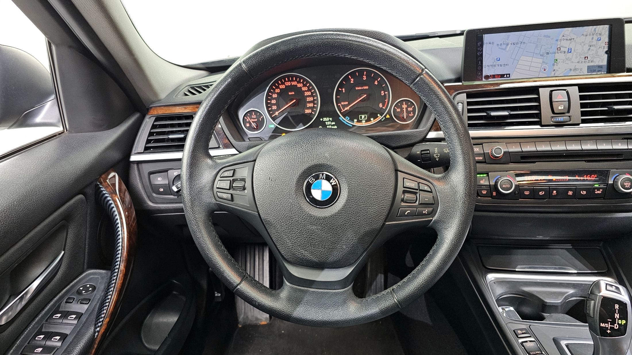 BMW 3-SERIES F30 2012