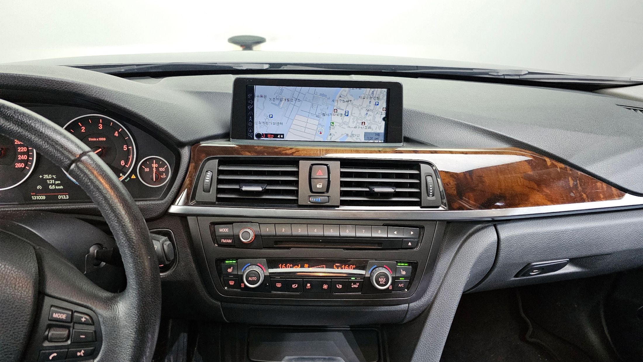 BMW 3-SERIES F30 2012