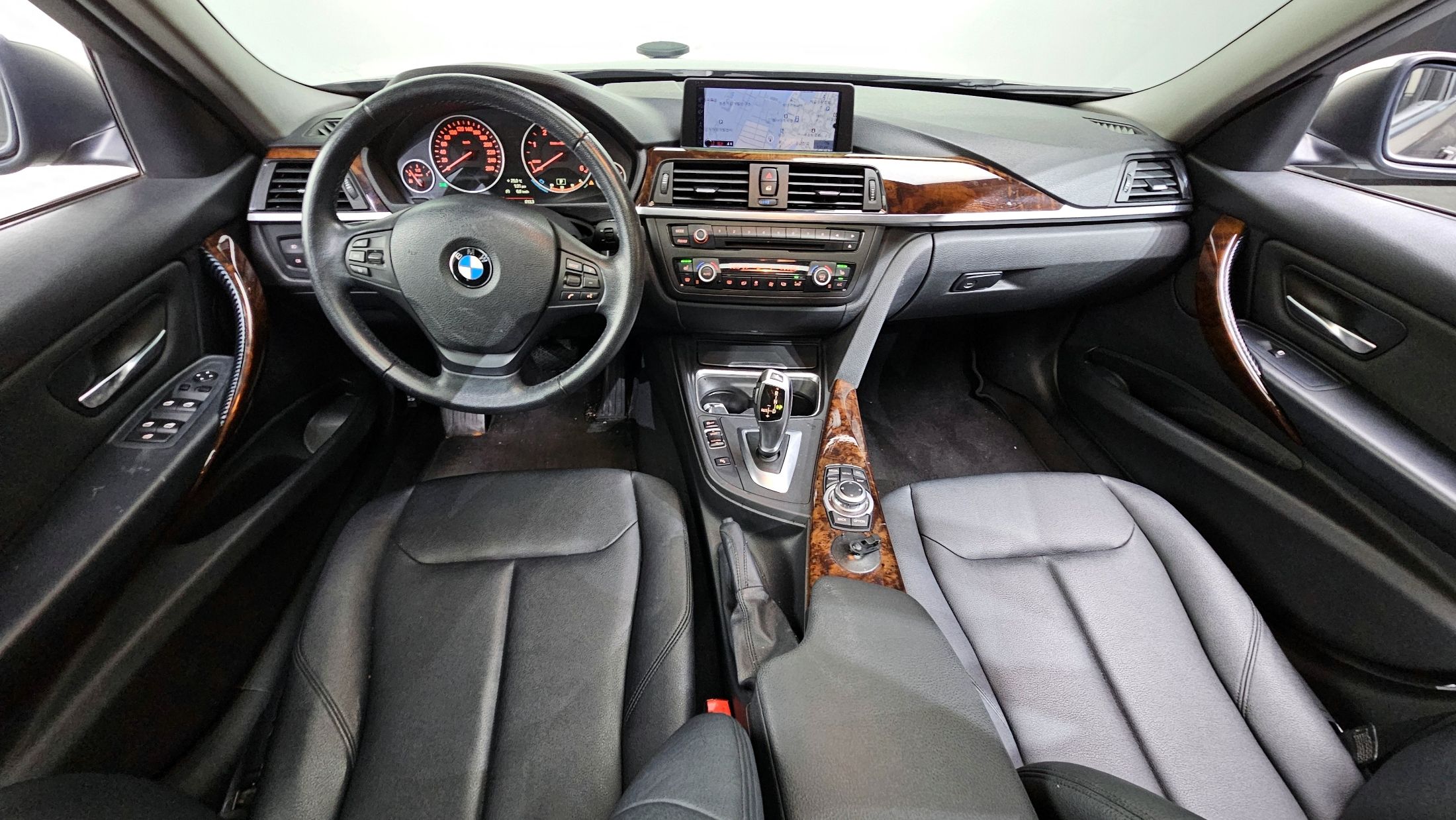 BMW 3-SERIES F30 2012