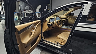 GENESIS G80 RG3 2024