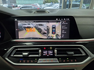 BMW X7 G07 2021
