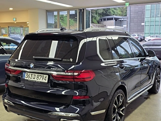 BMW X7 G07 2021