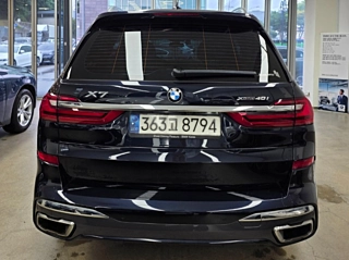 BMW X7 G07 2021