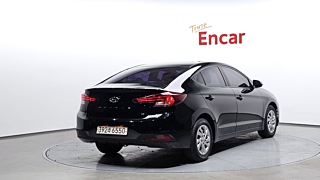 HYUNDAI AVANTE AD 2019