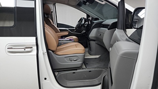 HYUNDAI STARIA 2022