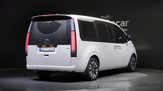 HYUNDAI STARIA 2022