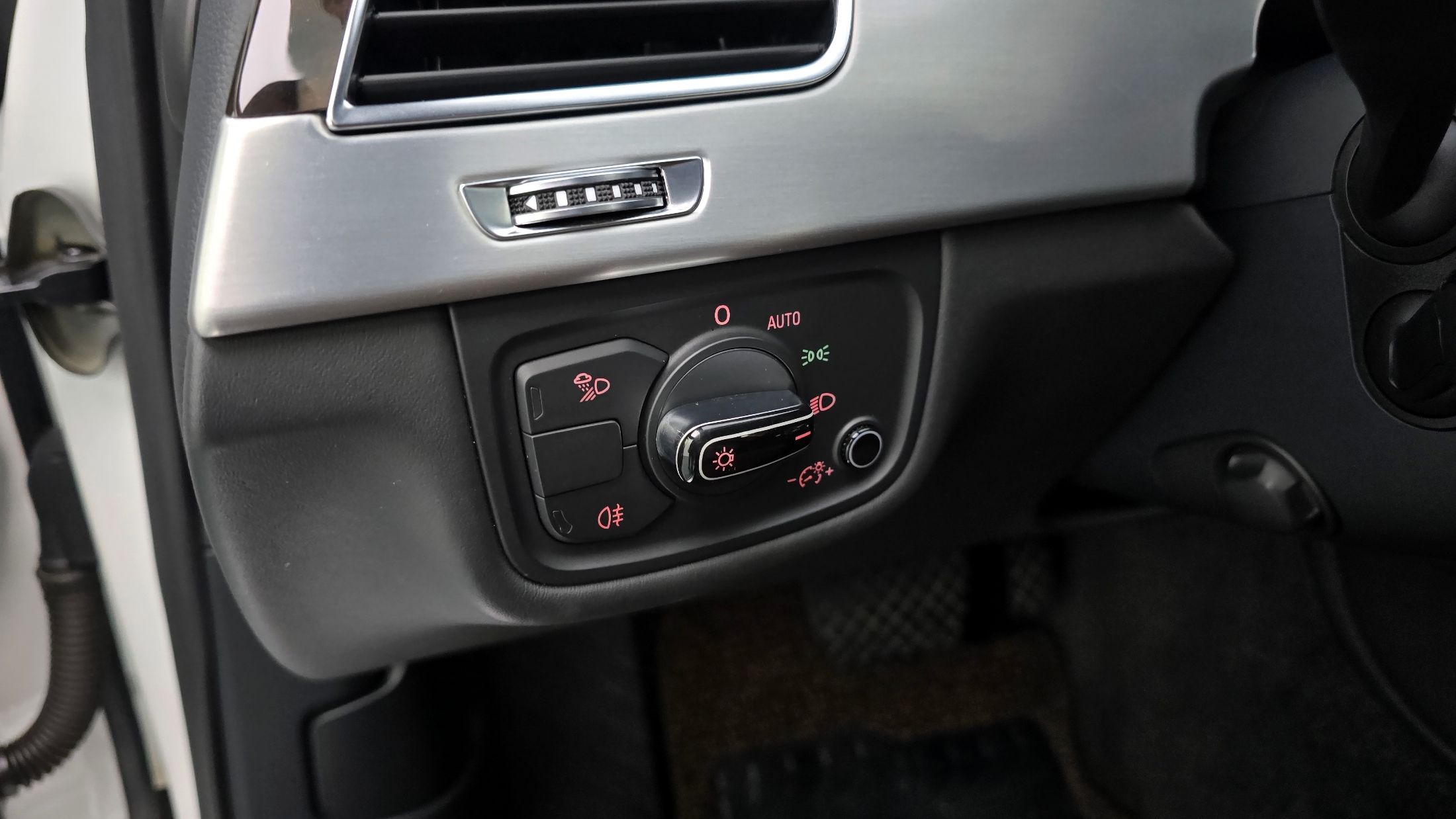 AUDI A8 2011