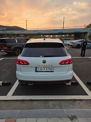 VOLKSWAGEN TOUAREG 2020