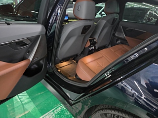 BMW 5-SERIES G60 2025