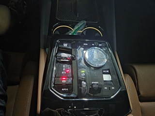 BMW 5-SERIES G60 2025