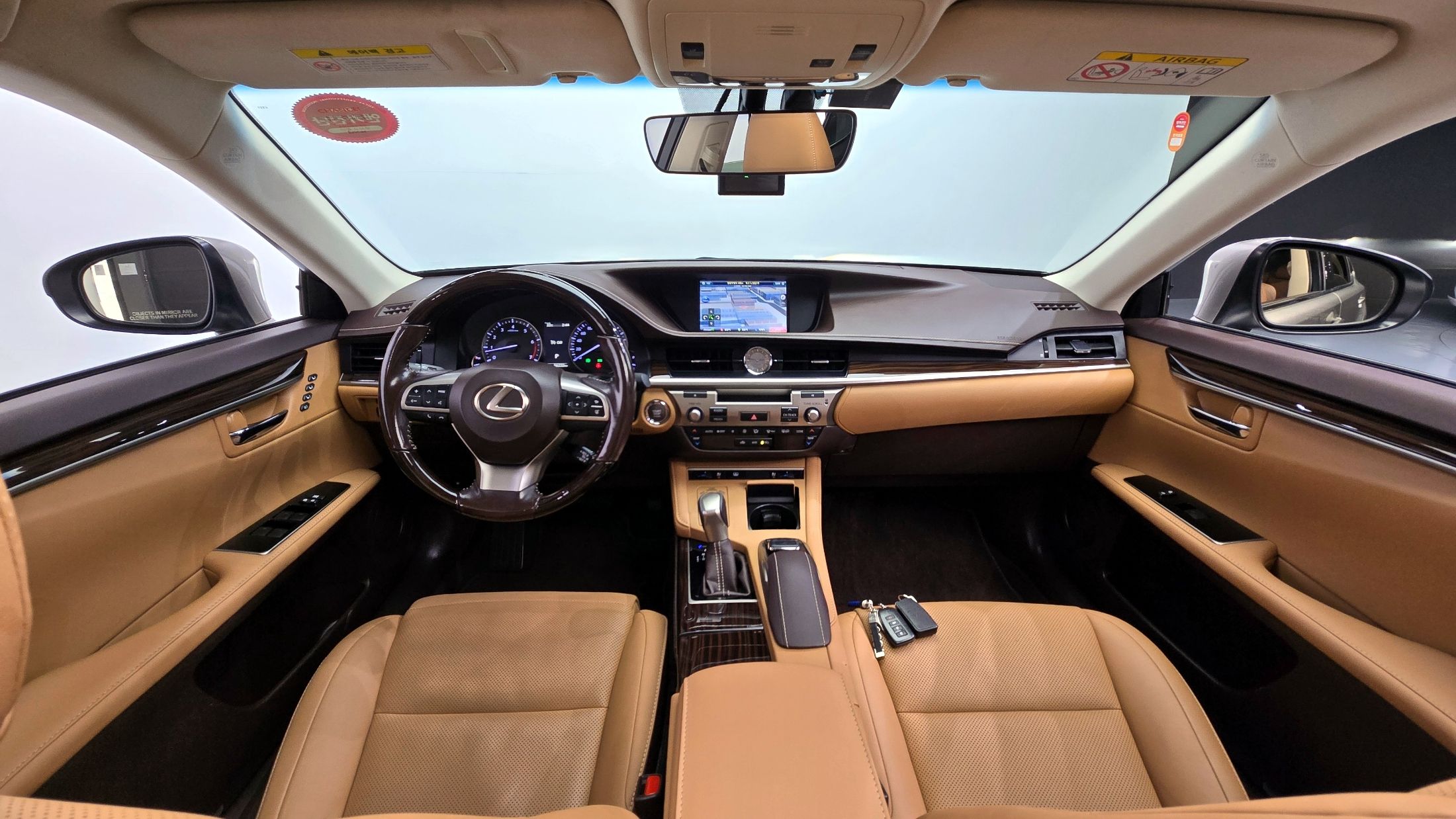 LEXUS ES350 2016