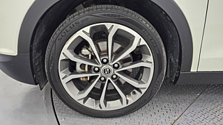 SSANGYONG TIVOLI 2016