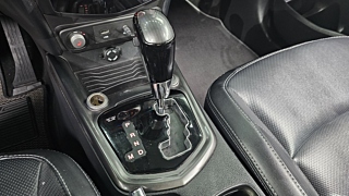 SSANGYONG TIVOLI 2016
