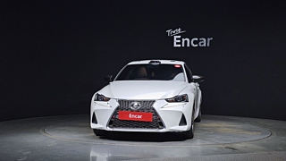 LEXUS IS200T 2017