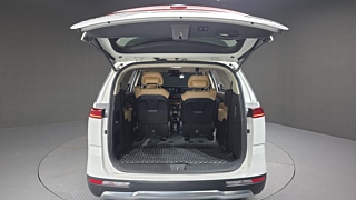 KIA CARNIVAL 2021