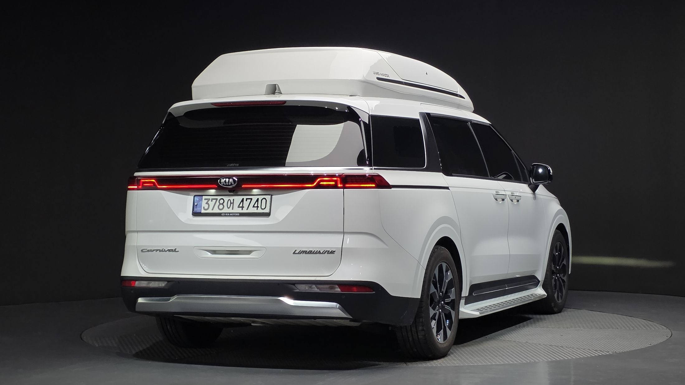 KIA CARNIVAL 2021