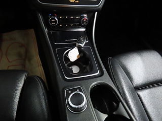 MERCEDES BENZ GLA-CLASS X156 2019