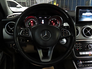 MERCEDES BENZ GLA-CLASS X156 2019