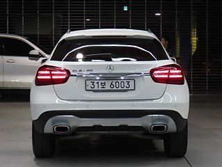 MERCEDES BENZ GLA-CLASS X156 2019