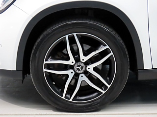 MERCEDES BENZ GLA-CLASS X156 2019