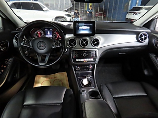 MERCEDES BENZ GLA-CLASS X156 2019