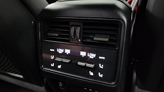 PORSCHE CAYENNE PO536 2024