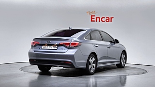 HYUNDAI LF SONATA HYBRID 2016