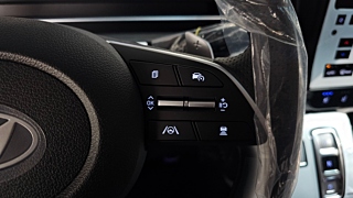 HYUNDAI STARIA 2025