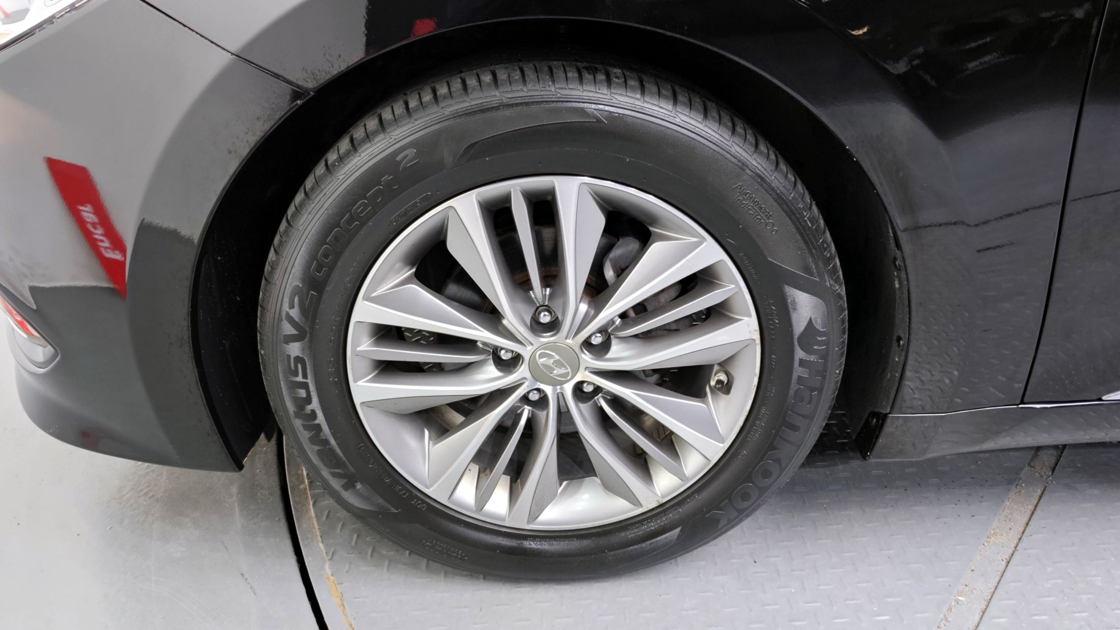 HYUNDAI GRANDEUR HG 2016