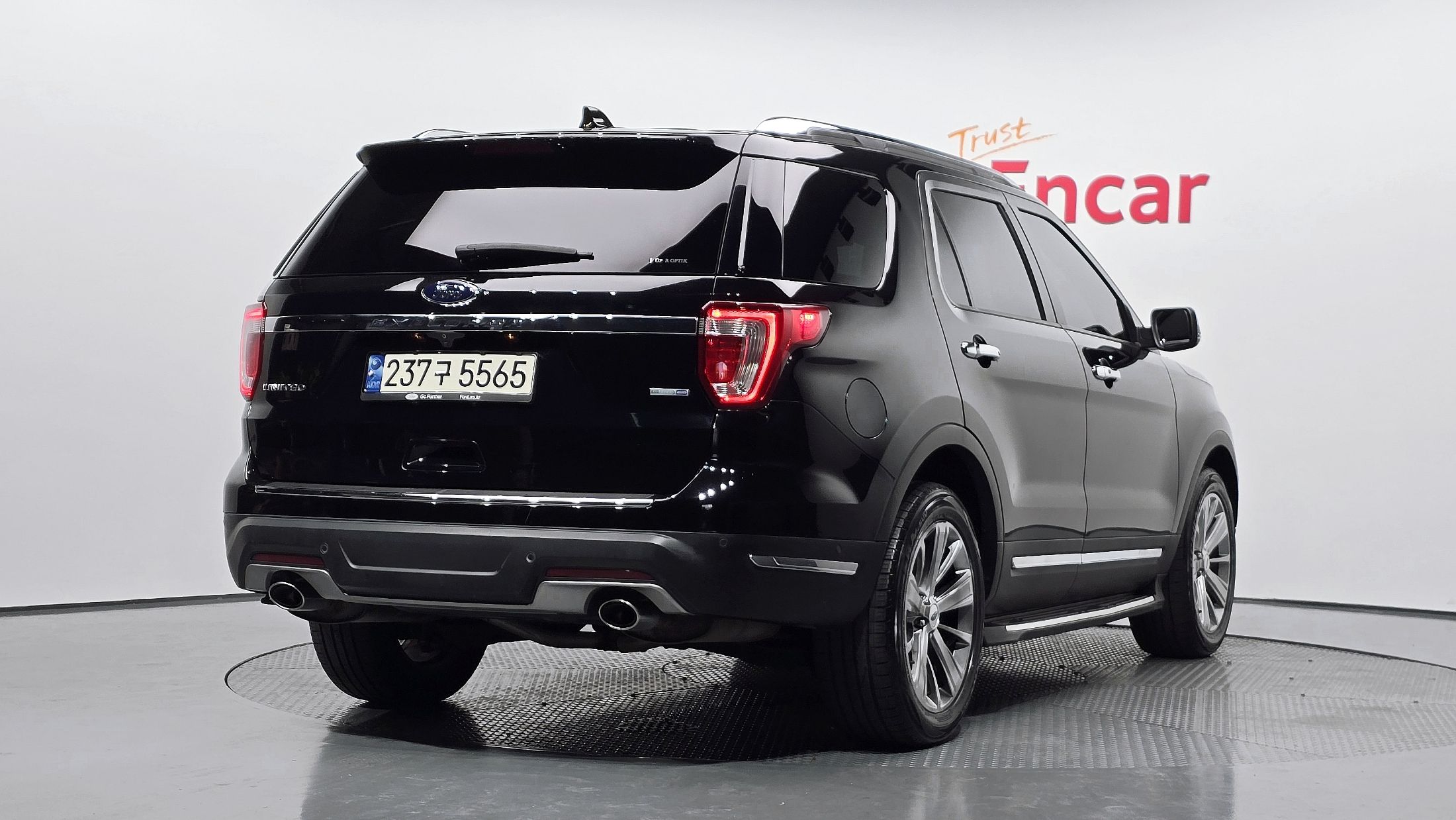 FORD EXPLORER 2018