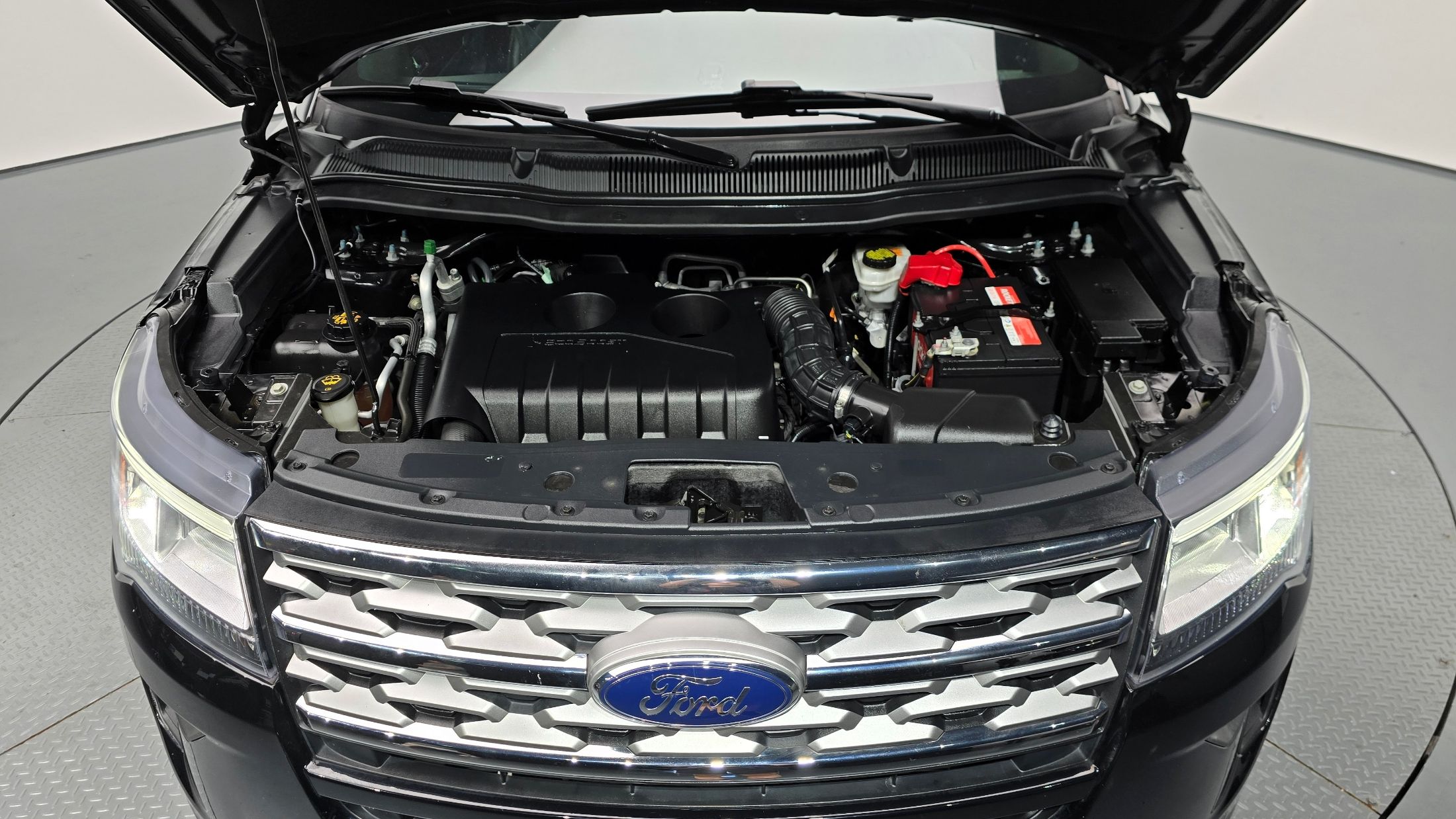 FORD EXPLORER 2018