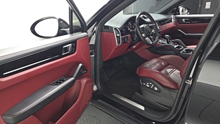 PORSCHE CAYENNE PO536 2021