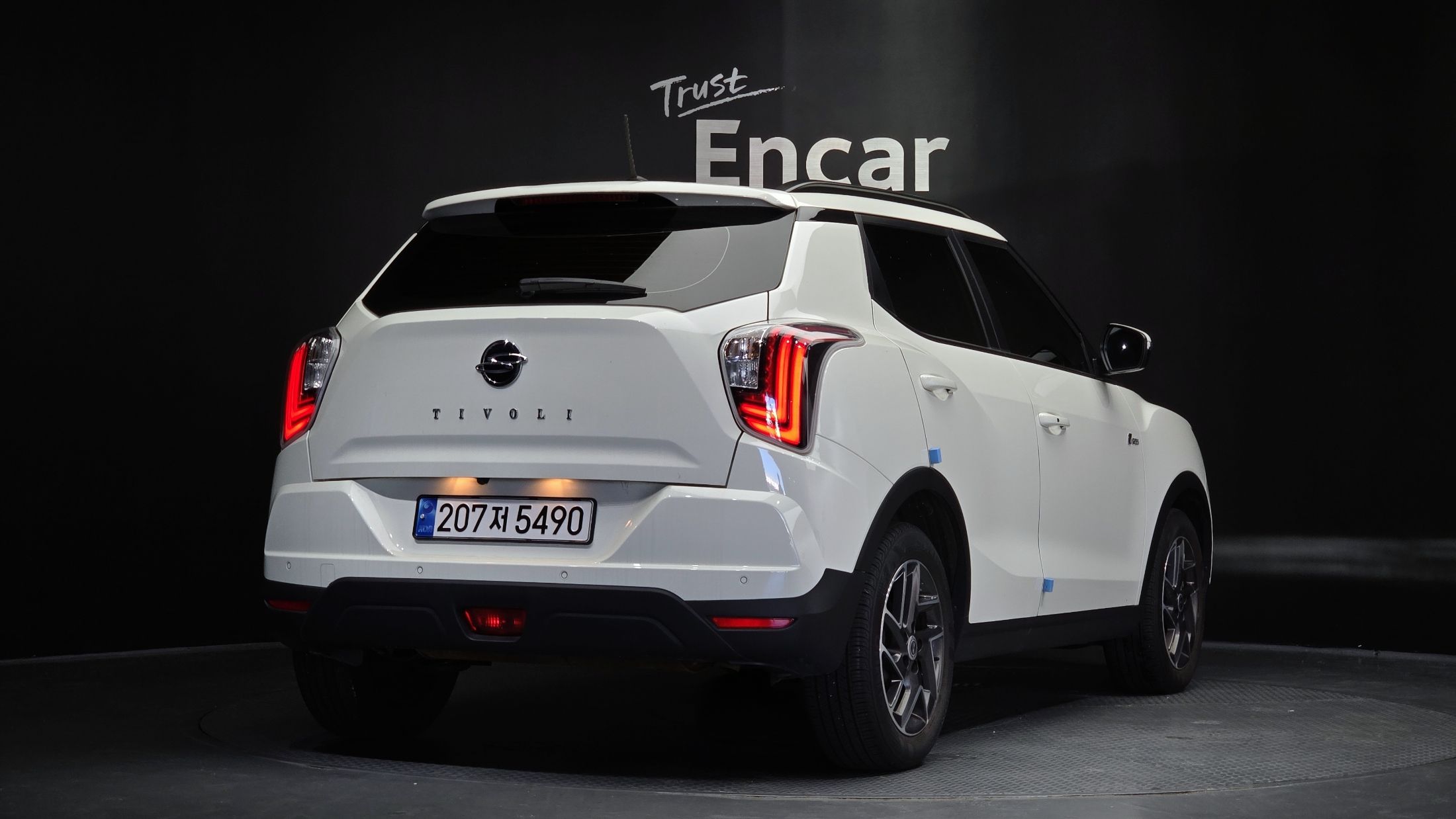 SSANGYONG TIVOLI VERY NEW 2023