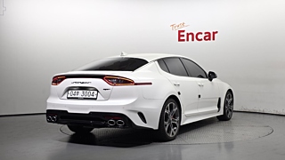 KIA STINGER 2017